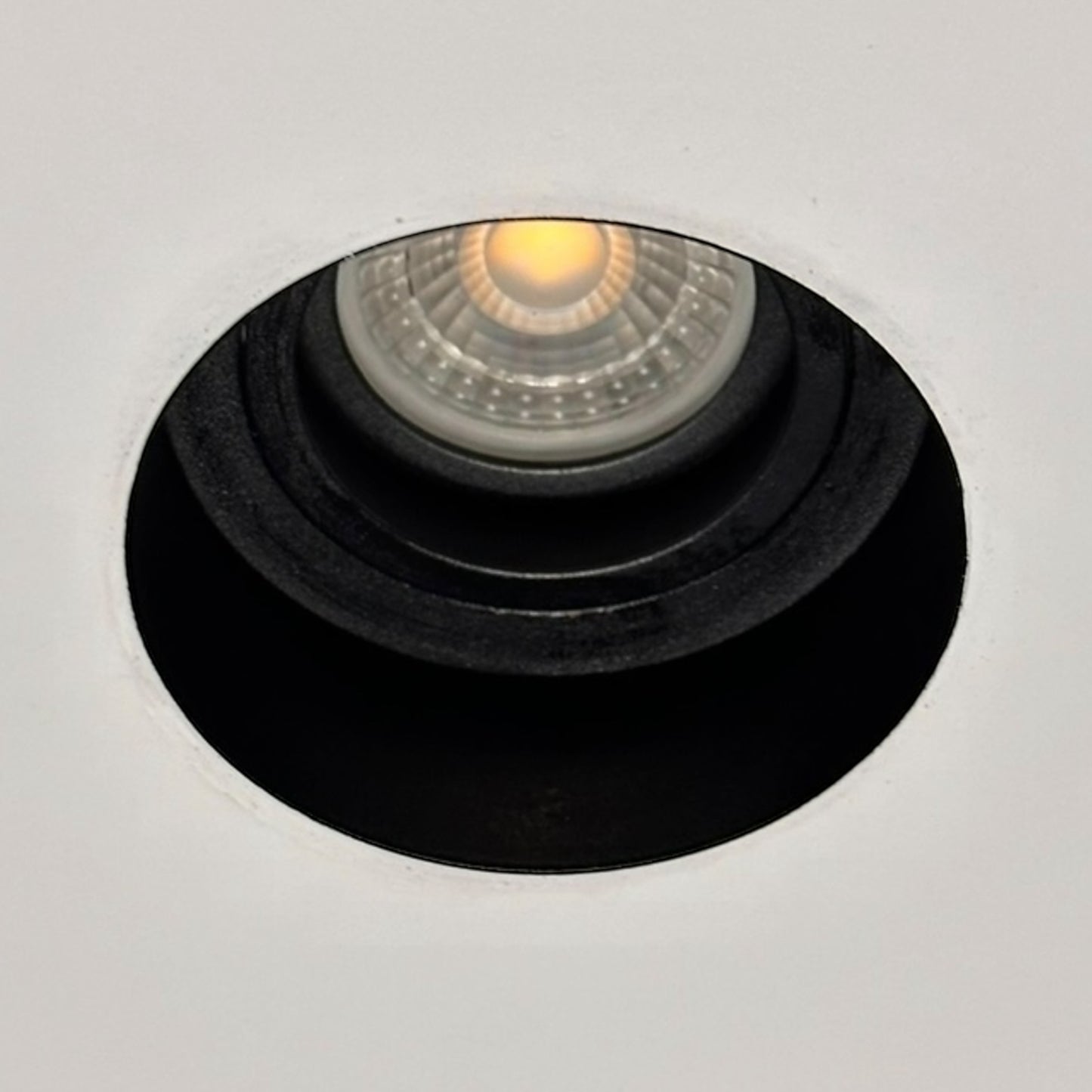 M3 LED Trimless Plaster-In Fire Rated IP65 Downlight